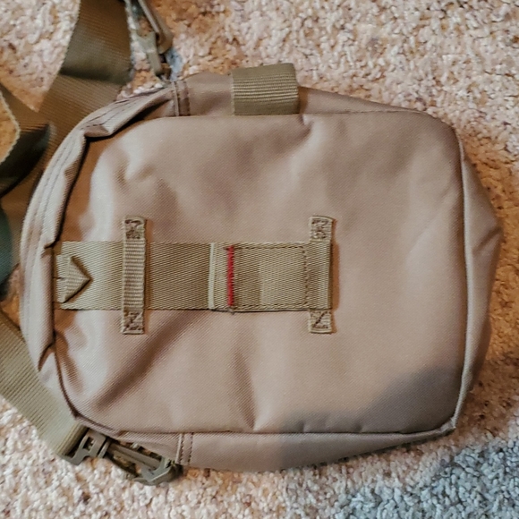 Purse - Picture 3 of 3